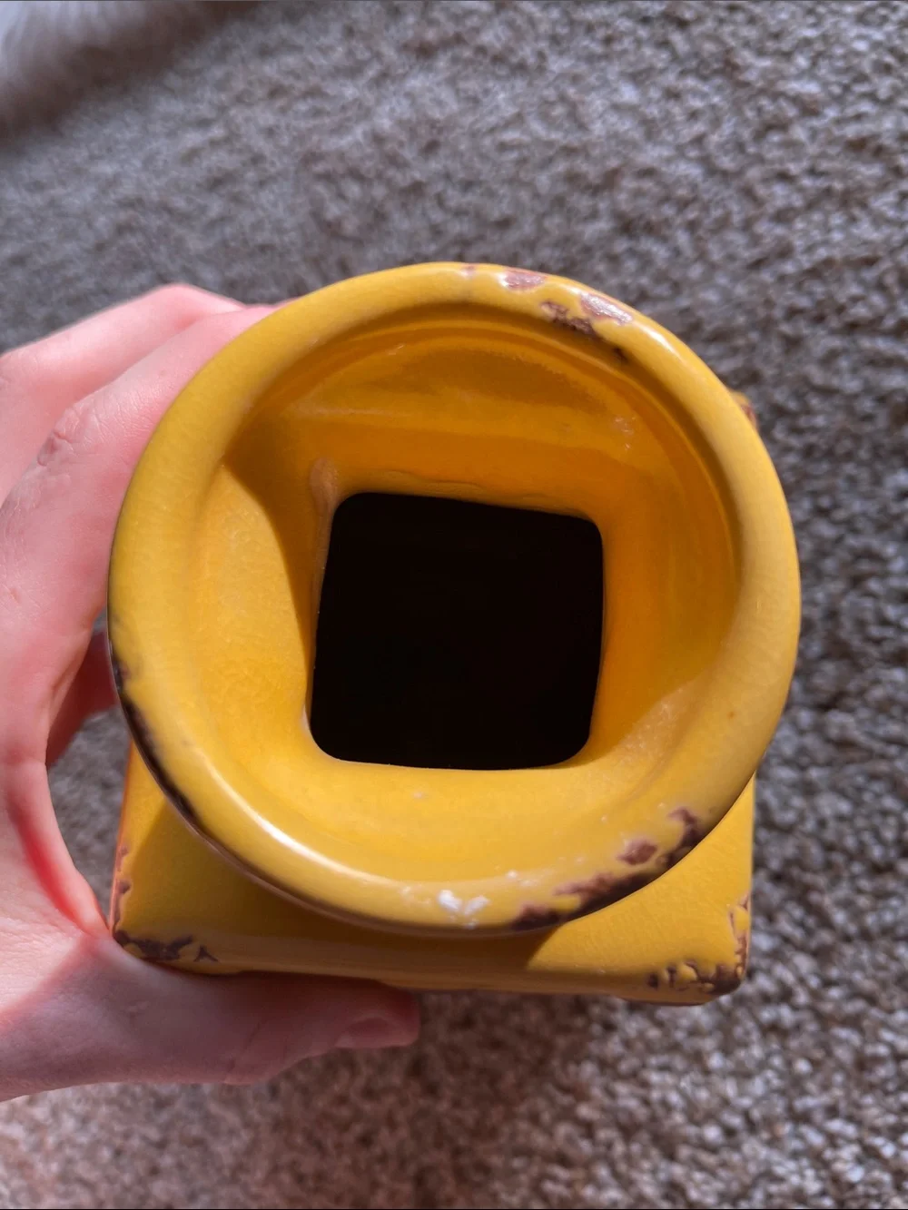 N/A bold yellow